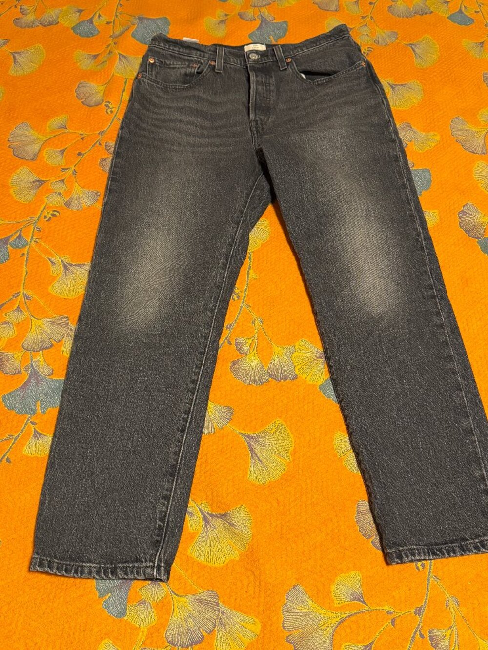 Levi's 501 Crop Black Wash Jeans Size 30x28